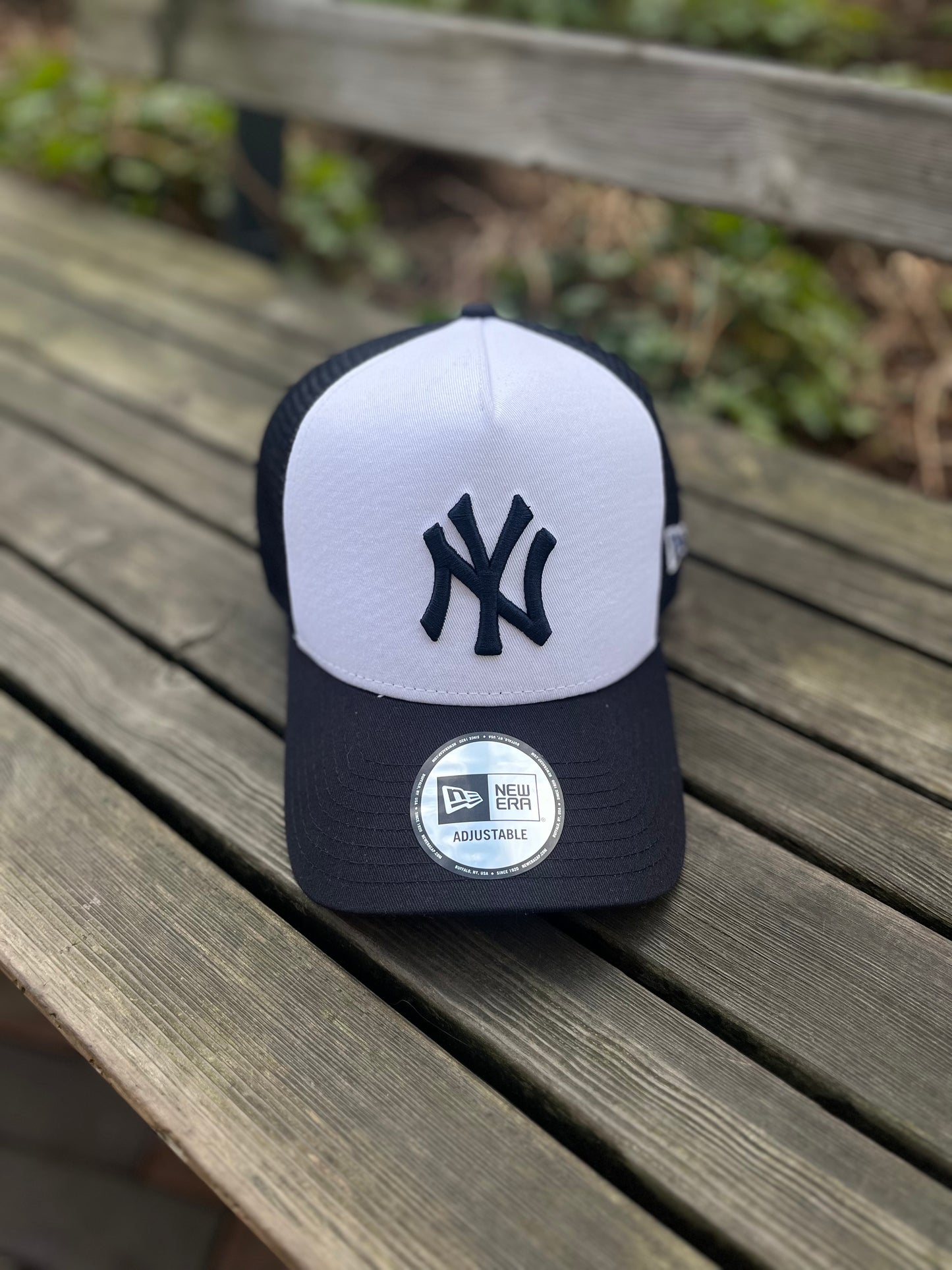 New Era Trucker Cap - Navy/White